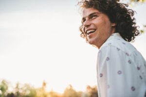 Is there a detoxification program available if needed, and is it medically supervised?
